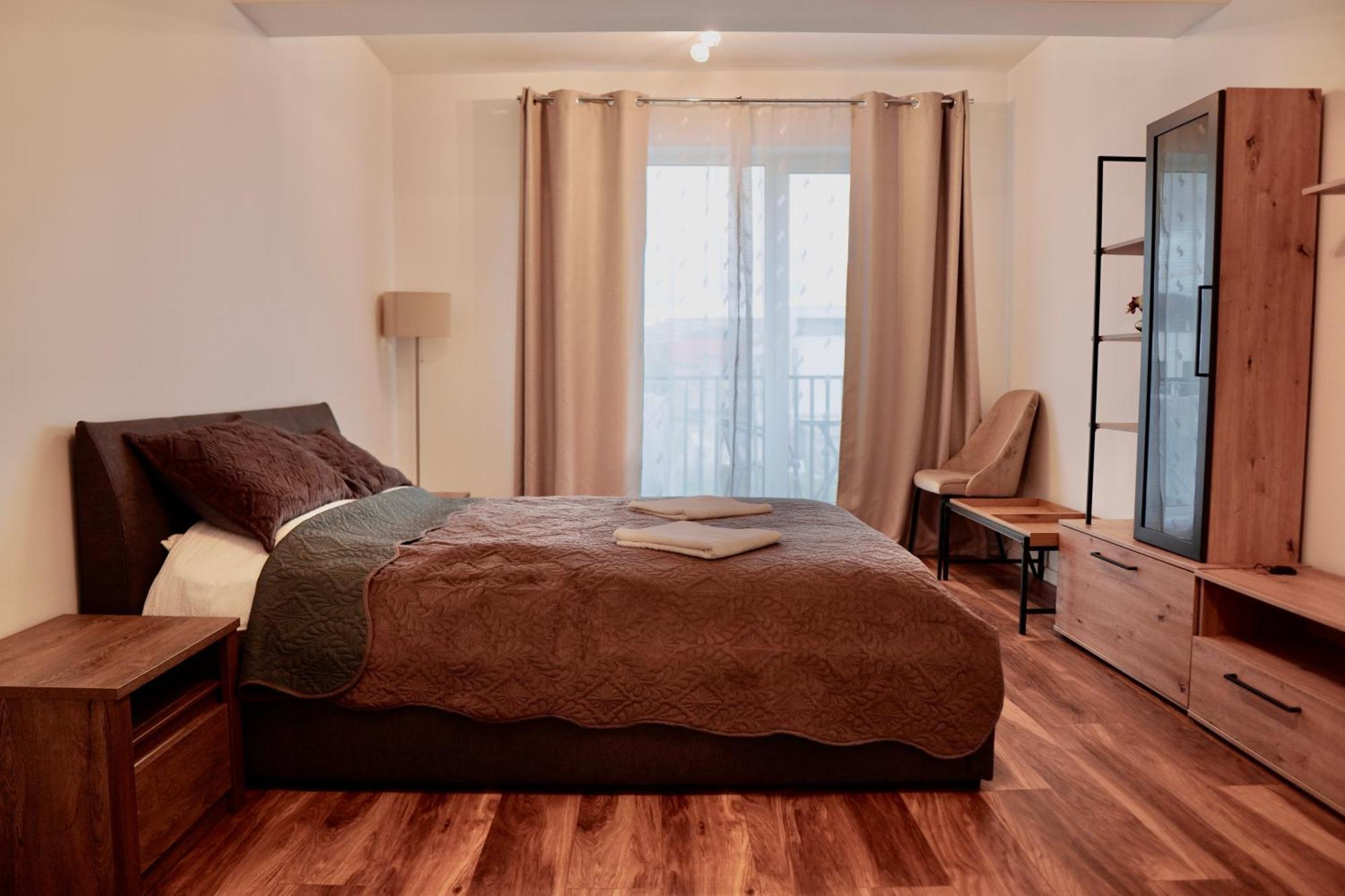 Coresi Luxury Sinuhe Residents Studio For 4 Брашов Екстериор снимка